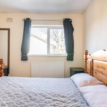 Проживание в семье In Kimmage Дублин